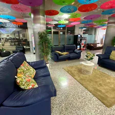 Hotel Avenida De Canarias 2*