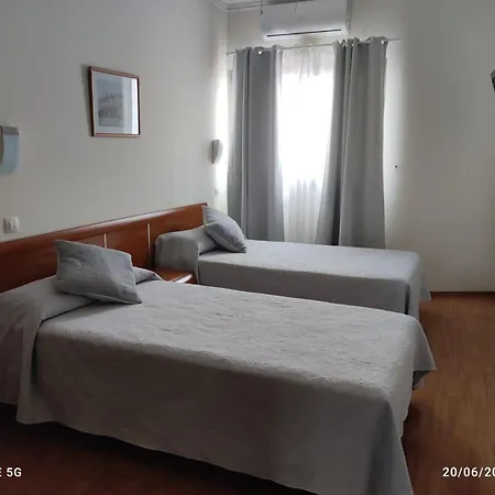 Avenida De Canarias Hotel 2*