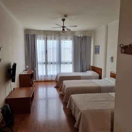 Avenida De Canarias 2* 베신다리오
