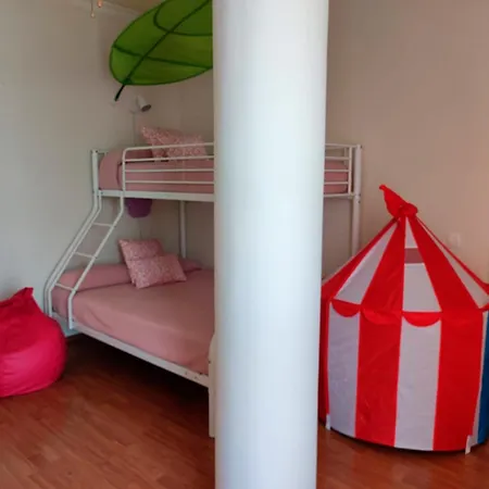 Avenida De Canarias 2*