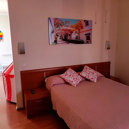 Avenida De Canarias 2*