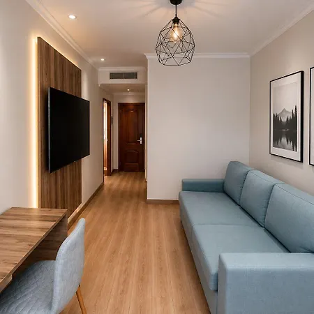 Avenida De Canarias