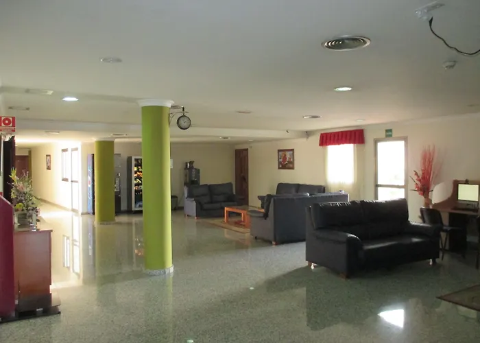 Hotel Avenida De Canarias 2*