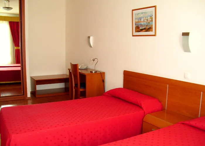 Avenida De Canarias Hotel