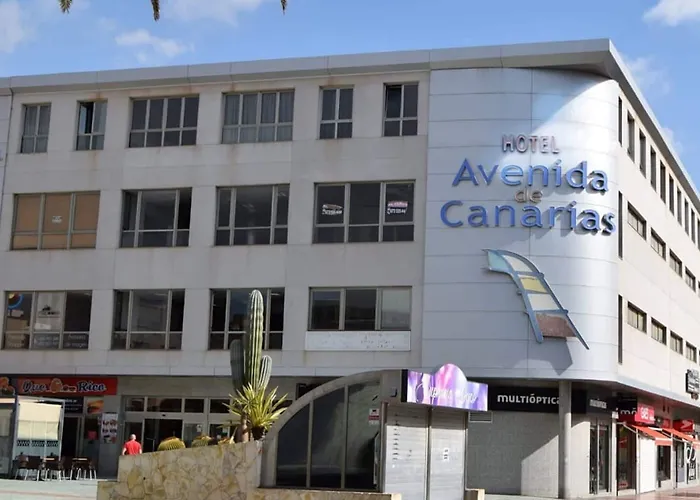 Avenida De Canarias 2*